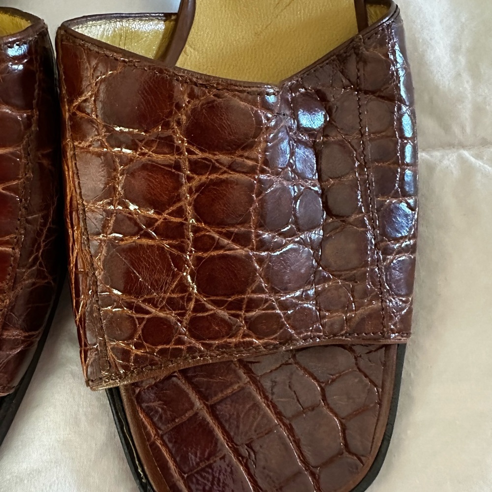 NWOT Giorgio’s of Palm Beach Genuine Crocodile Heels - Picture 3 of 13